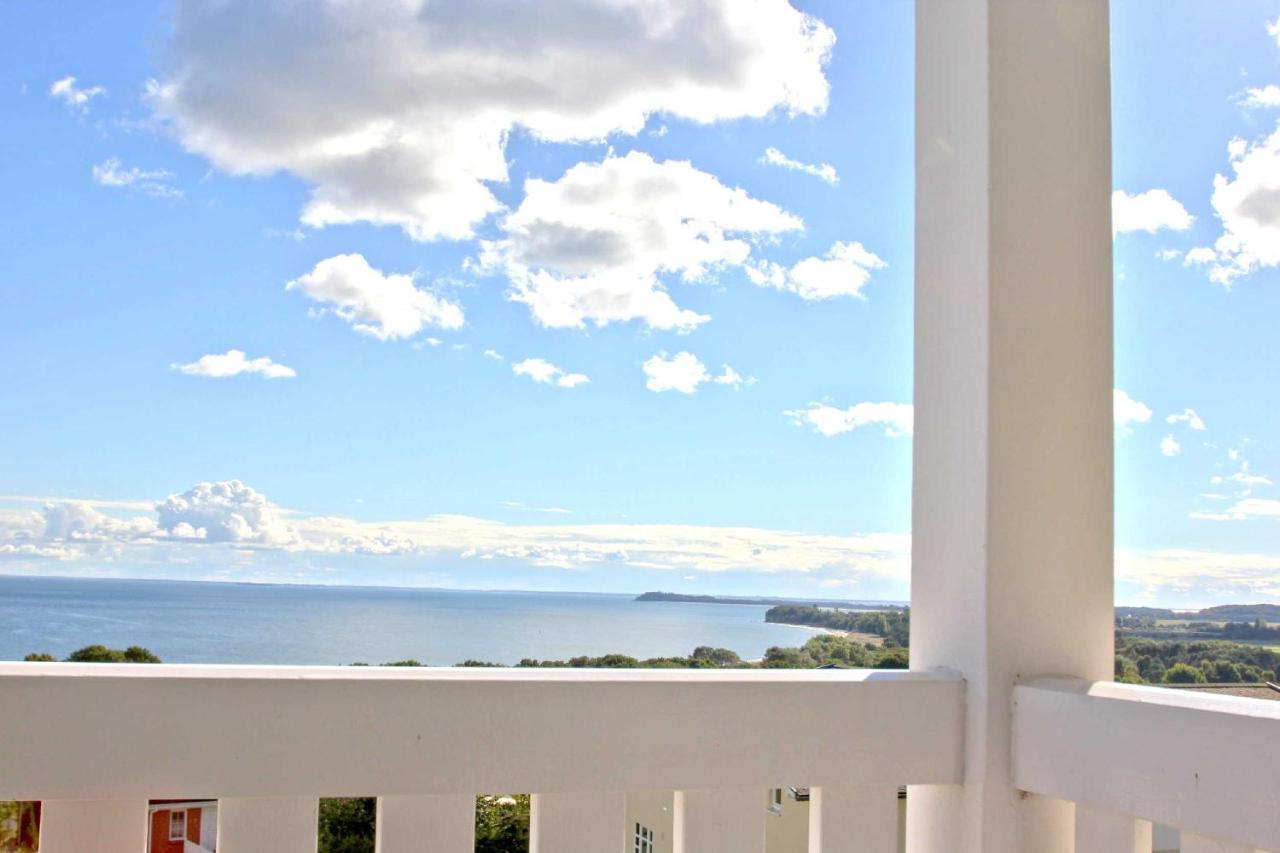 Mit Meerblick Und Balkon, Gratis Nutzung Vom Ahoi Erlebnisbad Und Sauna In Sellin - Meeresblick Fewo 24 Goehren  Exterior foto